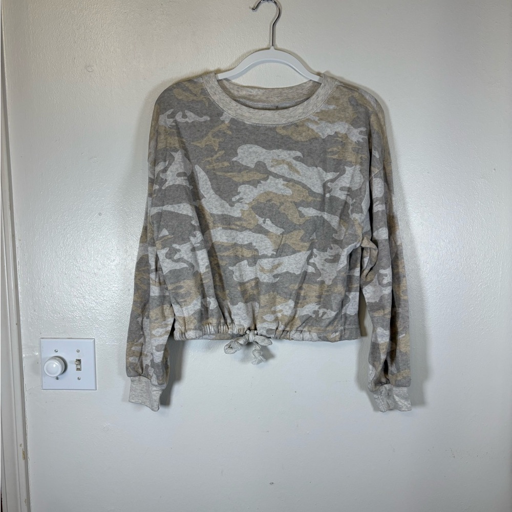 Ocean Drive Gray and Tan Camouflage Hoodie